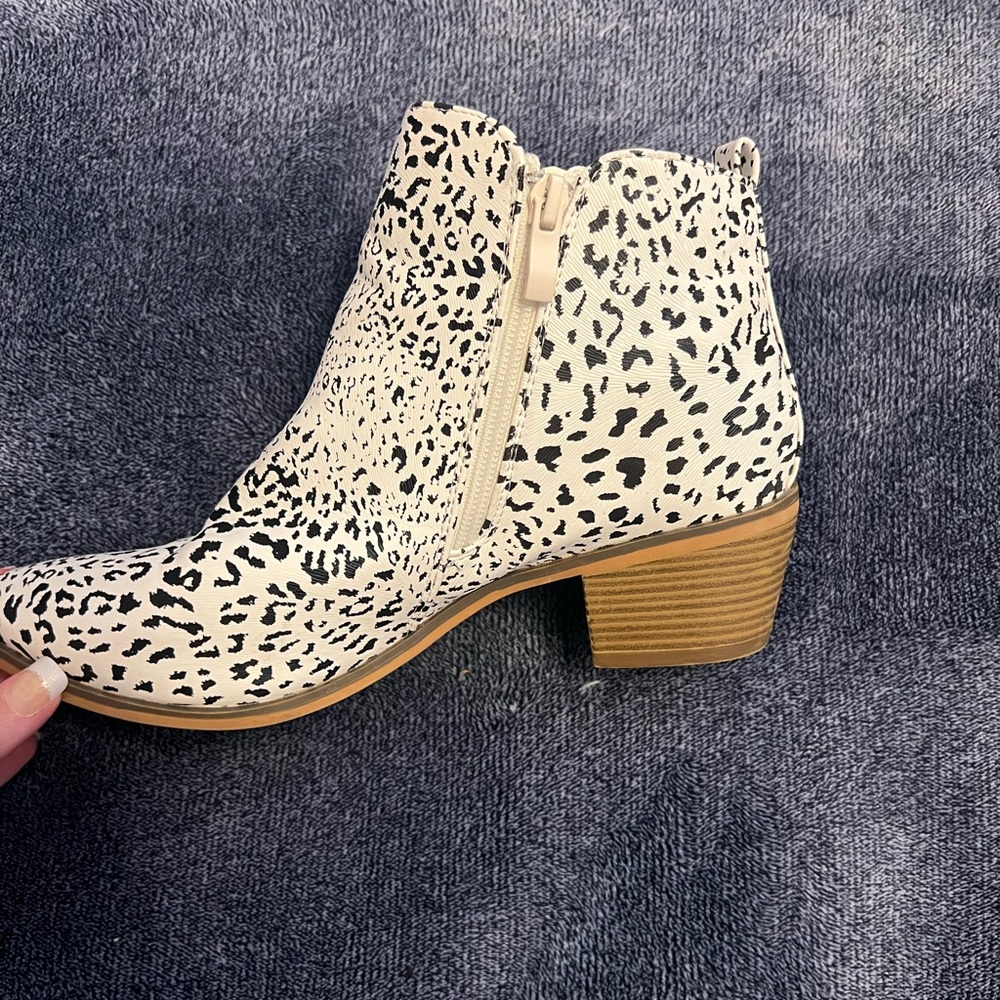 LEOPARD PRINT SHORT BOOT HEALS - Picture 6 of 6